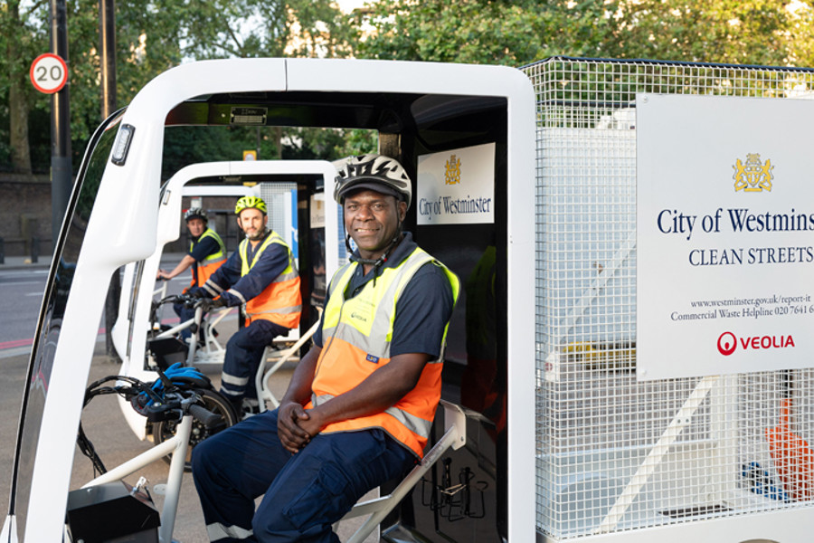 clean street fleet workers image