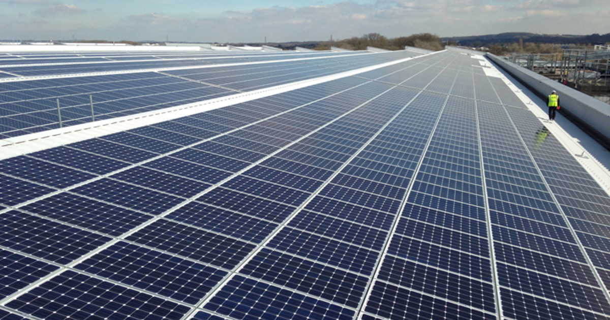EMDC Solar | UK Solar | M&S rooftop solar | Amber