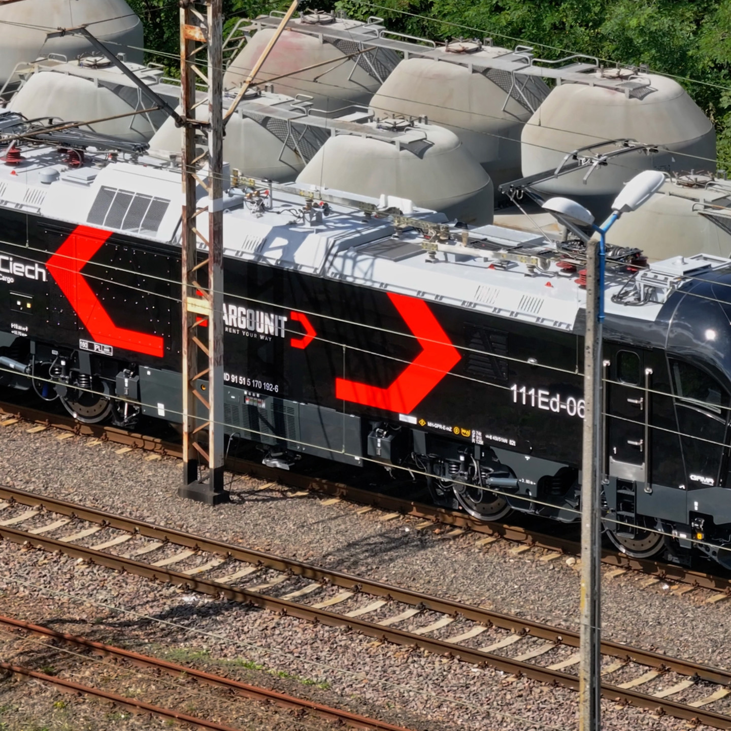 train on tracks